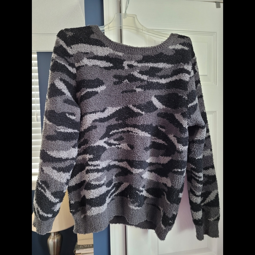 Barefoot dreams sweater